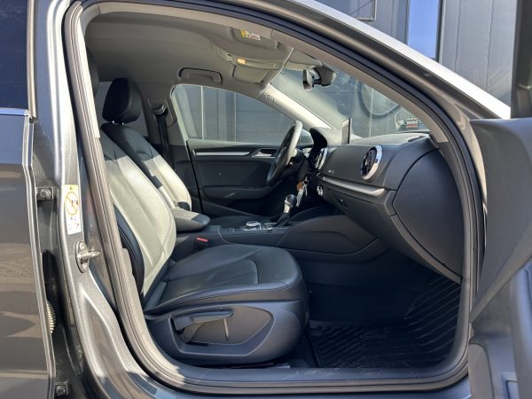 2019 Audi A3 35 TDI Black Edition - Image 13