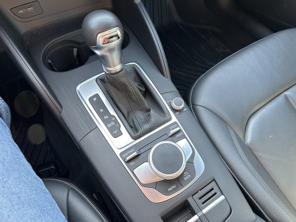 2019 Audi A3 35 TDI Black Edition - Image 28