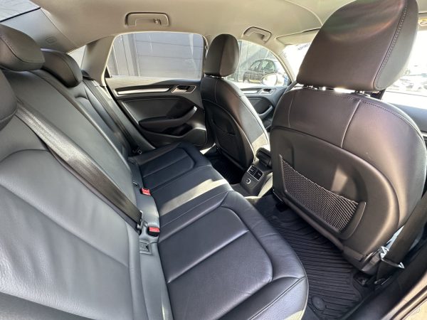 2019 Audi A3 35 TDI Black Edition - Image 32