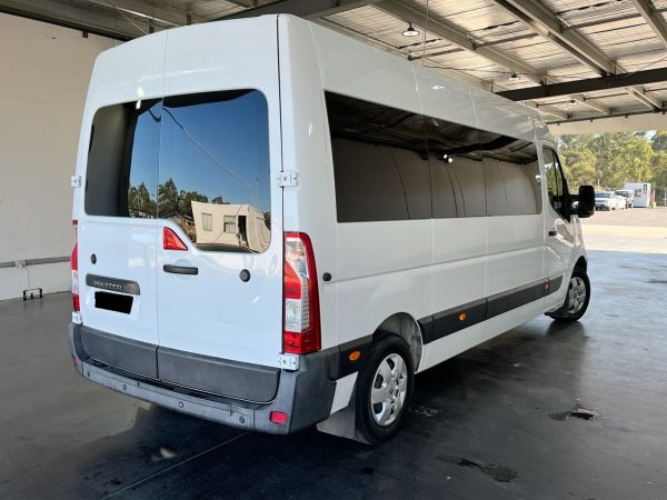 2013 Renault Master LWB Mid Roof Turbo Diesel Manual Van - Image 4