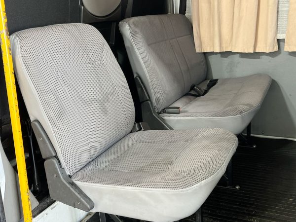 2013 Renault Master LWB Mid Roof Turbo Diesel Manual Van - Image 10