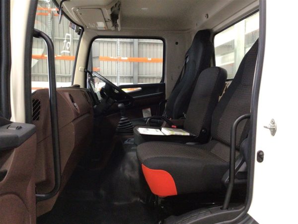 2023 Hino FC 500 4 x 2 Tray Body Truck - Image 9