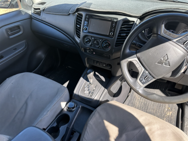 2018 Mitsubishi Triton 4X4 GLX ADAS MR Turbo Diesel Auto Crew Cab Chassis - Image 7