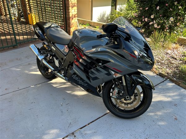 2021 Kawasaki ZX14R Manual Motorcycle