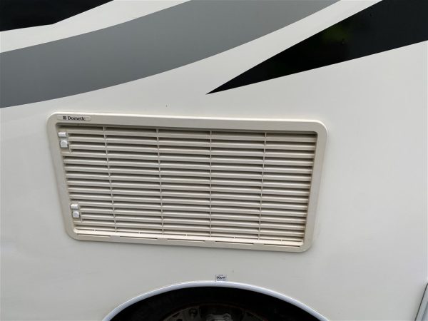 2016 Talvor Euro Deluxe 6B – Mercedes - Image 21