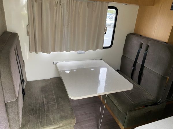 2016 Talvor Euro Deluxe 6B – Mercedes - Image 27