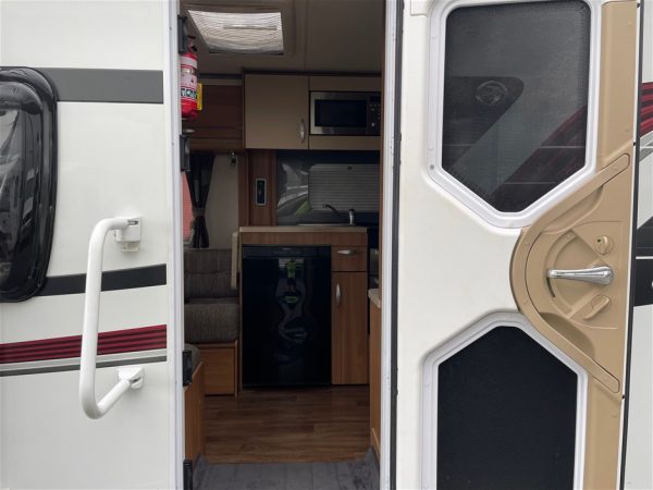 2015 Swift Explorer 564 Caravan - Image 25